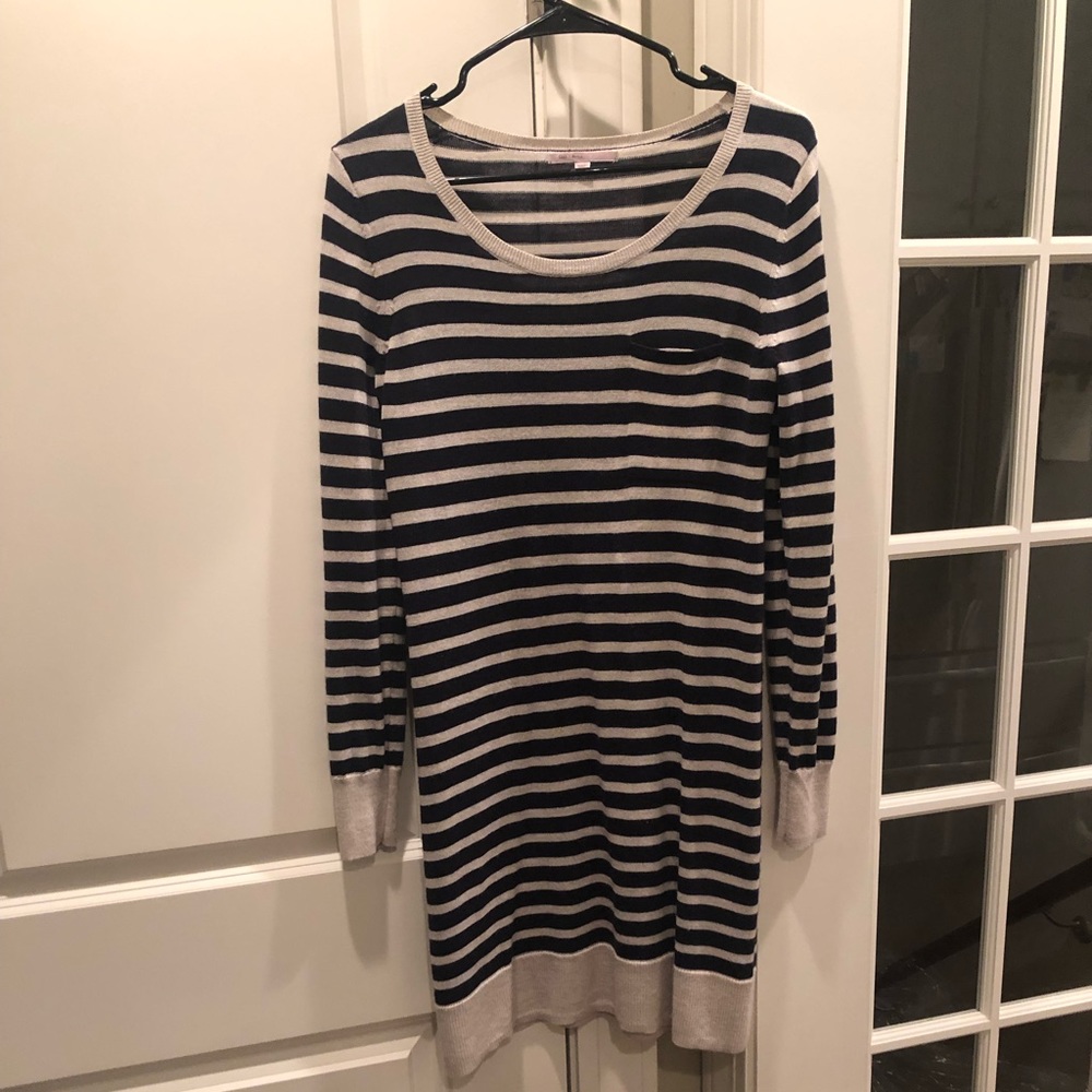 Gap navy and gray sweater dress